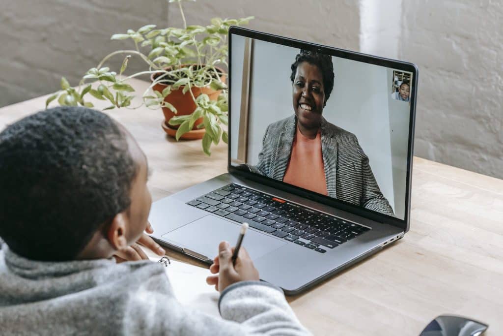 Online Tutoring for Single Moms
